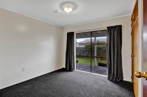 Photo of property in 10 Silvan Place, Bell Block, New Plymouth, 4312