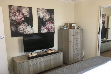 Photo of property in 118 Brookside Terrace, Bryndwr, Christchurch, 8053