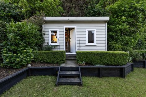 Photo of property in 8 Glen Road, Kelburn, Wellington, 6012