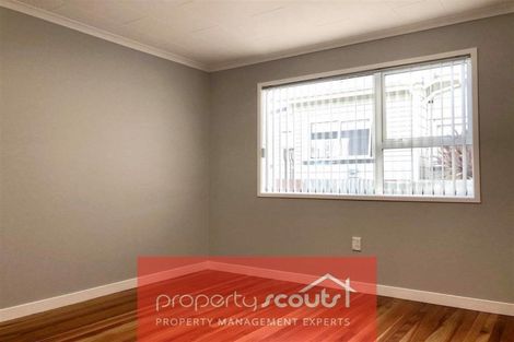 Photo of property in 21 Mcnaughton Street, Waitara, 4320