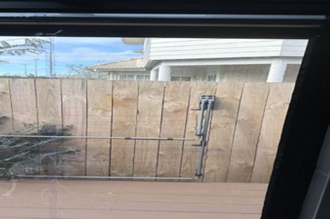 Photo of property in 216a Bucklands Road, Bucklands Beach, Auckland, 2012