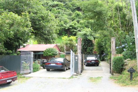 Photo of property in 12 Bridge Road, Birchville, Upper Hutt, 5018