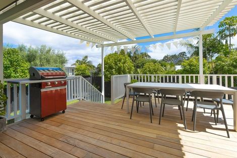 Photo of property in 2/41 Wright Road, Point Chevalier, Auckland, 1022