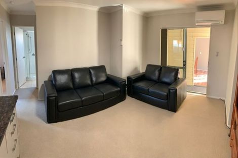 Photo of property in 37 Donegal Park Drive, Flat Bush, Auckland, 2019