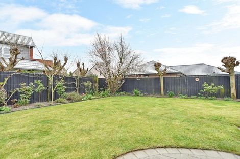 Photo of property in 16 Pepperwood Place, Shirley, Christchurch, 8061