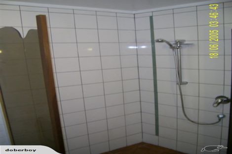 Photo of property in 4a Luxford Street, Berhampore, Wellington, 6023