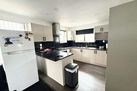 Photo of property in 295a Weymouth Road, Weymouth, Auckland, 2103