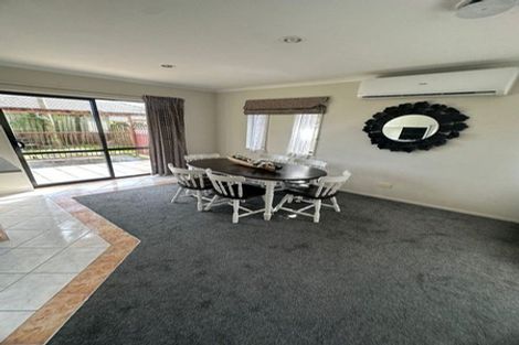 Photo of property in 650 Massey Road, Mangere, Auckland, 2022