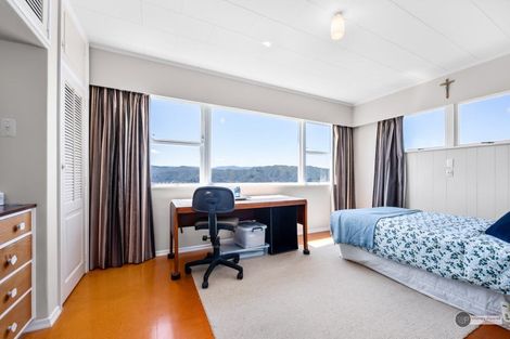 Photo of property in 85 Normandale Road, Normandale, Lower Hutt, 5010