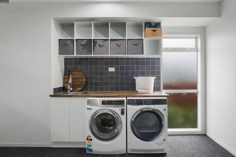 Photo of property in 14 Riverside Place, Katikati, 3129