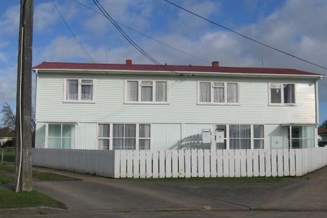 Photo of property in 5-6 Anne Street, Feilding, 4702