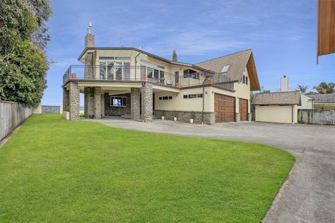 Photo of property in 22 Aileen Place, Whangamata, 3691