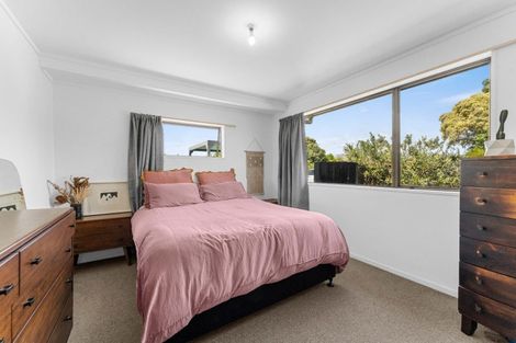 Photo of property in 1 Gobray Crescent, Mount Maunganui, 3116