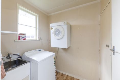 Photo of property in 17 Cavendish Crescent, Awapuni, Palmerston North, 4412