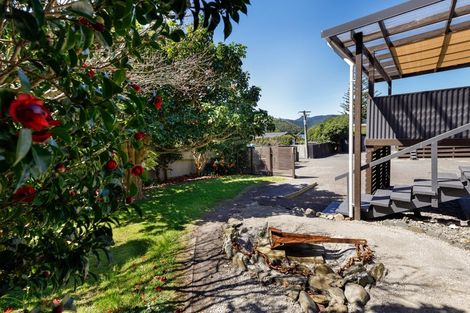 Photo of property in 6 Hakahaka Road, Port Underwood, Picton, 7281