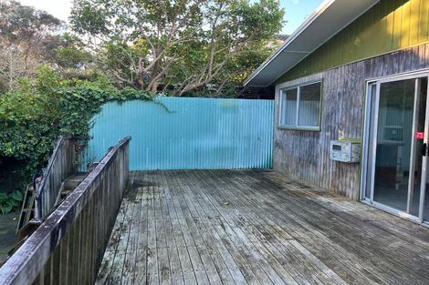 Photo of property in 27 Gladys Avenue, Glenfield, Auckland, 0629