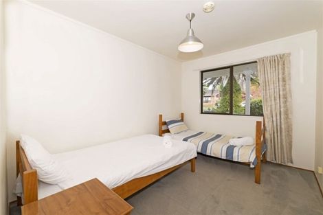 Photo of property in 3 Whiting Grove, West Harbour, Auckland, 0618