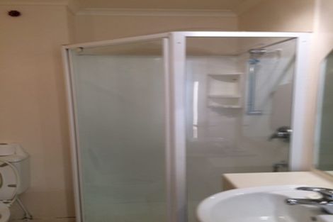 Photo of property in Endeavour Apartments, 22/125 Thorndon Quay, Pipitea, Wellington, 6011