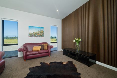 Photo of property in 23 Te Ao Wharepapa Lane, Peketa, 7373