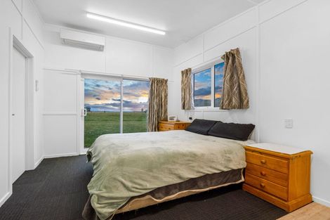 Photo of property in 1260 Thongcaster Road, Burnt Hill, 7495