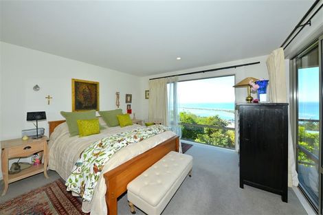 Photo of property in 5 Gardenhill Lane, Redcliffs, Christchurch, 8081