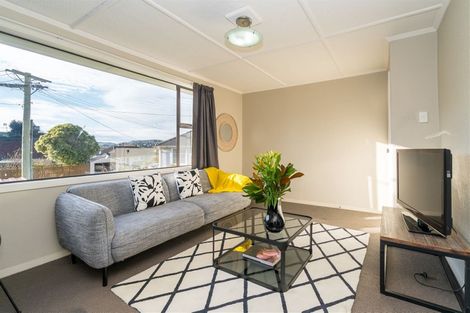 Photo of property in 12 Freyberg Avenue, Sawyers Bay, Port Chalmers, 9023