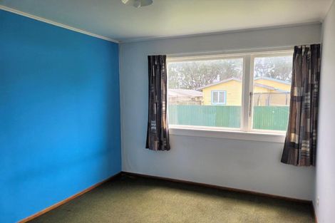 Photo of property in 32 Hine Street, New Plymouth, 4310