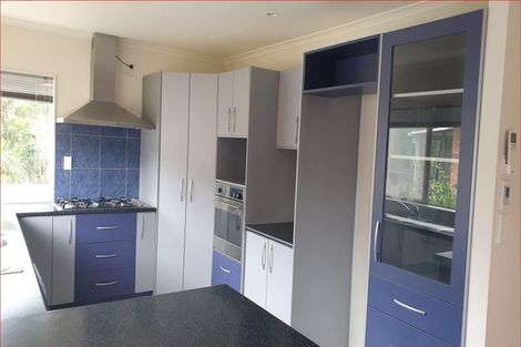 Photo of property in 12 Wheaton Place, Glen Eden, Auckland, 0602