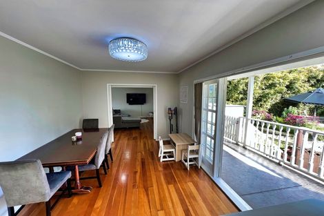 Photo of property in 20 Longbill Place, Glendene, Auckland, 0602