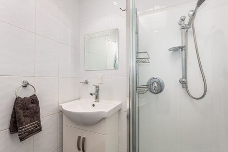 Photo of property in 226 Dowse Drive, Maungaraki, Lower Hutt, 5010