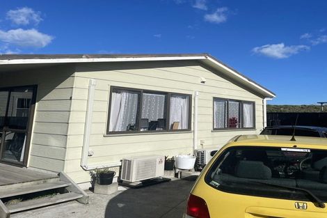 Photo of property in 3/21 Randwick Crescent, Moera, Lower Hutt, 5010