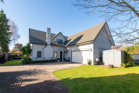 Photo of property in 1 Stonebridge Park Drive, Holdens Bay, Rotorua, 3010