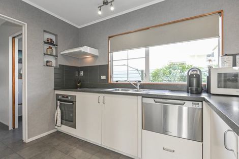 Photo of property in 2/102 Southampton Street West, Hastings, 4122