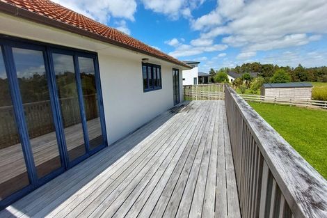 Photo of property in 15 Calla Street, Maungaturoto, 0520