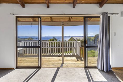 Photo of property in 4 Te Pohue Street, Omori, Turangi, 3381