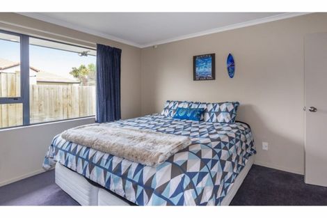 Photo of property in 16 Camleigh Close, Kaiapoi, 7630