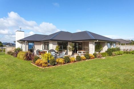 Photo of property in 24 Debenham Drive, Whitianga, 3510