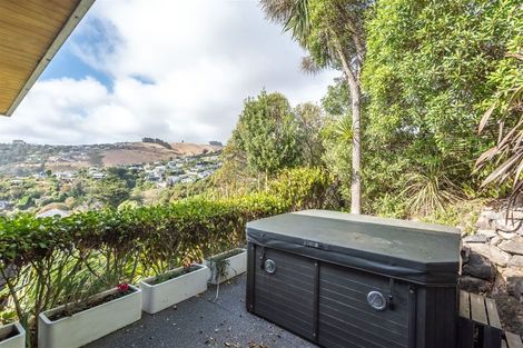 Photo of property in 25 Challenger Lane, Redcliffs, Christchurch, 8081