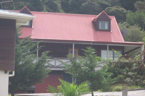 Photo of property in 1/32 Fernlea Rise, Bayview, Auckland, 0629