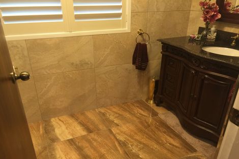 Photo of property in 1/47 Edmonton Road, Henderson, Auckland, 0612