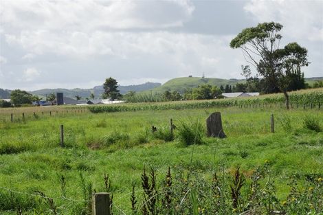 Photo of property in 27 Matarau Road, Awanui, 0483