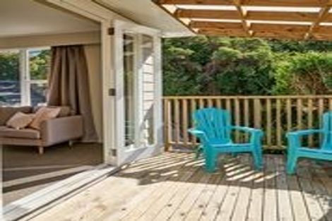 Photo of property in 22 Angell Street, Johnsonville, Wellington, 6037