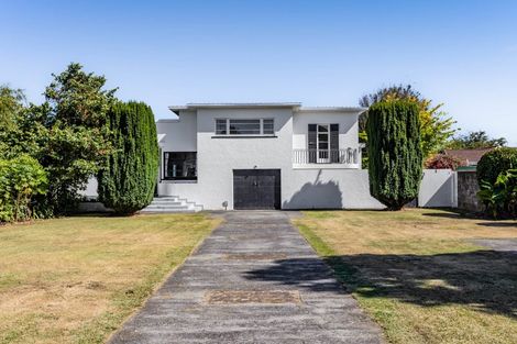 Photo of property in 14 Dives Avenue, Hawera, 4610