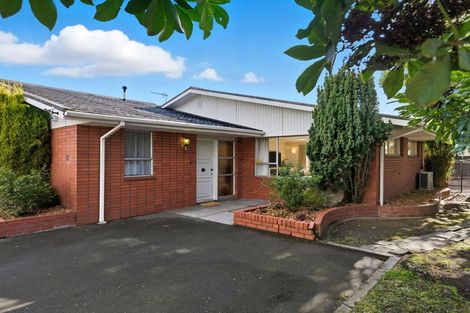 Photo of property in 5c Gilmore Place, Burnside, Christchurch, 8053