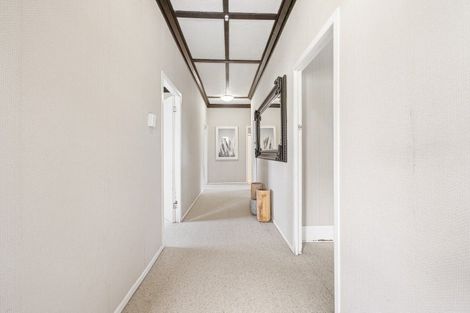 Photo of property in 6 Downe Street, New Plymouth, 4310