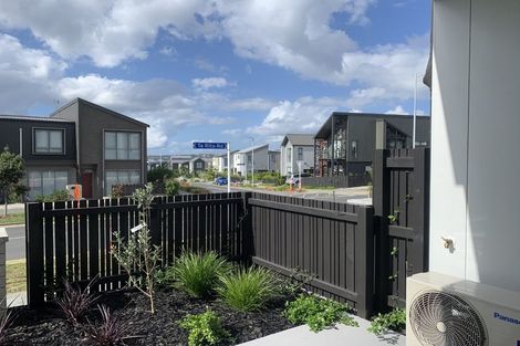 Photo of property in 5 Te Rito Road, Hobsonville, Auckland, 0616