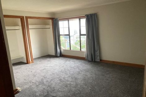 Photo of property in 10 Grumman Lane, Newlands, Wellington, 6037