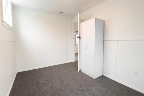 Photo of property in 16 Coromandel Court, Roslyn, Palmerston North, 4414