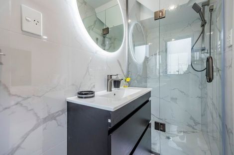 Photo of property in 57b Rathgar Road, Henderson, Auckland, 0610