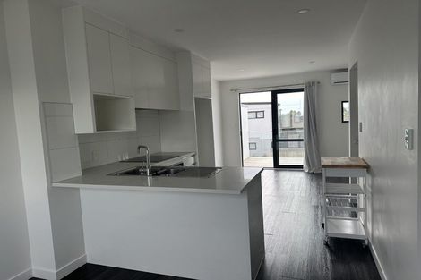 Photo of property in 12/3 Abbotleigh Avenue, Te Atatu Peninsula, Auckland, 0610